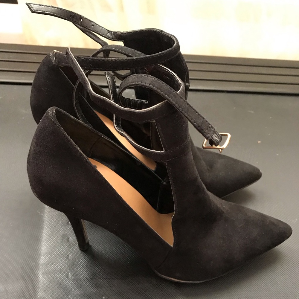 black heels/ booties not super tall